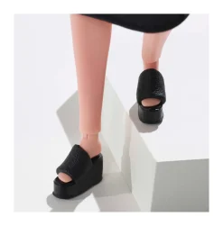 Discount , Bambola Signature Looks Snodata, Petite, Castana, Giocattolo Per Bambini 6+ Anni, Gxb29 Fashion Dolls