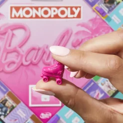 Outlet Monopoly Barbie, Gioco Da Tavolo, Giochi Per Famiglie Per 2-6 Giocatori, Dagli 8 Anni In Su Giochi Di Societa Per Bambini