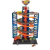 New City Playset Mega Garage Twist Con 1 Veicolo 1:64 Garage E Circuiti