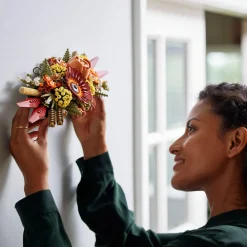 Clearance Icons 10314 Centrotavola Di Fiori Secchi Finti, Botanical Collection Fai Da Te Per Adulti Con Rosa E Gerbera Artificiali Mattoncini