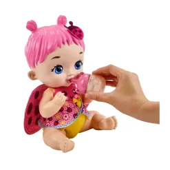 Hot Bambola Junior Coccinella Con Ali Soffici E Dolce Profumo Floreale, Con Un Pannolino Riutilizzabile, Biberon E Accessori, Giocattolo Per Bambini, 3+ Anni, Hmx27 Bambolotti
