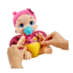 Hot Bambola Junior Coccinella Con Ali Soffici E Dolce Profumo Floreale, Con Un Pannolino Riutilizzabile, Biberon E Accessori, Giocattolo Per Bambini, 3+ Anni, Hmx27 Bambolotti